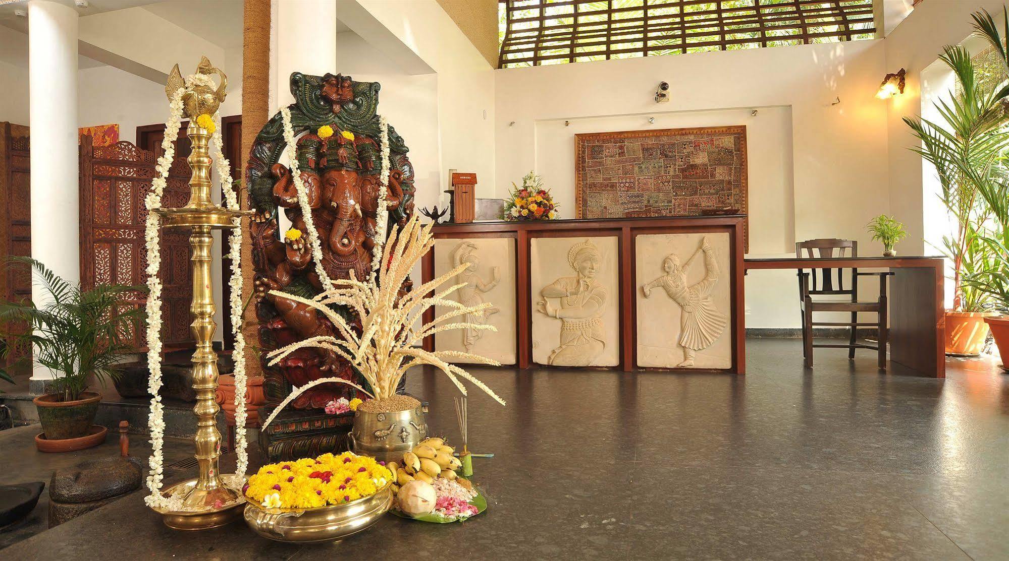 Ananda Lakshmi Ayurveda Retreat Otel Chowara Dış mekan fotoğraf
